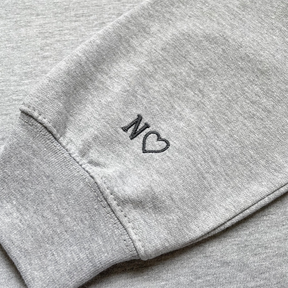 Buchstabe Personalisierter Pullover Pärchen mit Name & Ärmel bestickt